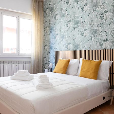 Caput Mundi Rooms - 100Mt To Metro A, Terrace, A-C, 15 Min To Center Рим Екстер'єр фото
